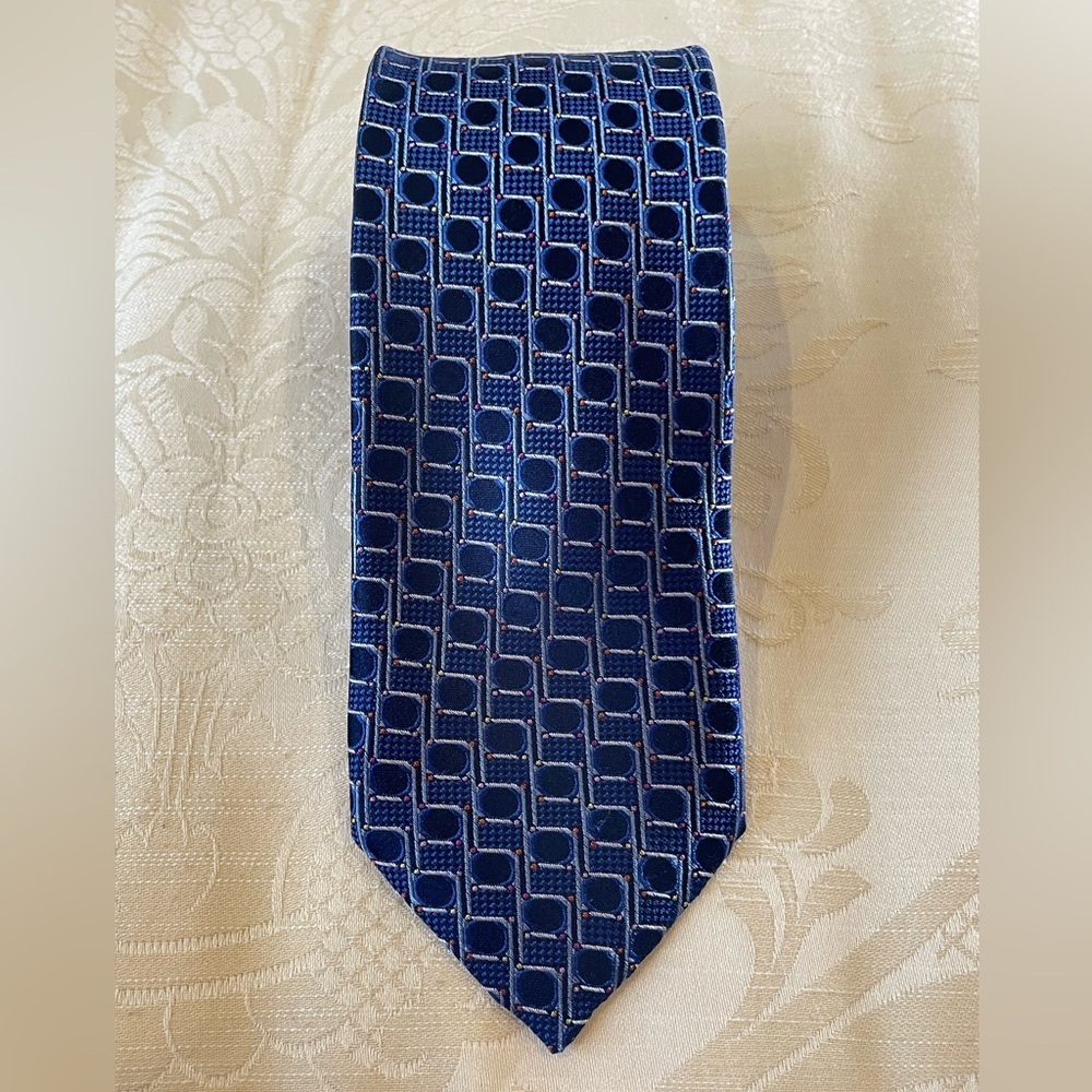 Robert Talbott Navy and White Geometric Tie
